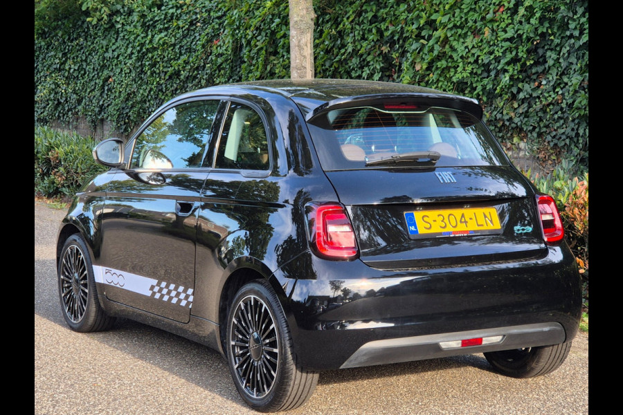 Fiat 500 42 kWh Top SoH 93% CarPlay Special Edition Amaretto Rund Leder interieur 2e Eig NAP