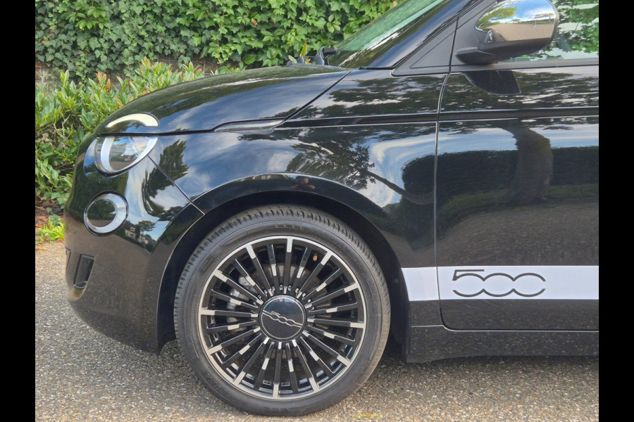 Fiat 500 42 kWh Top SoH 93% CarPlay Special Edition Amaretto Rund Leder interieur 2e Eig NAP