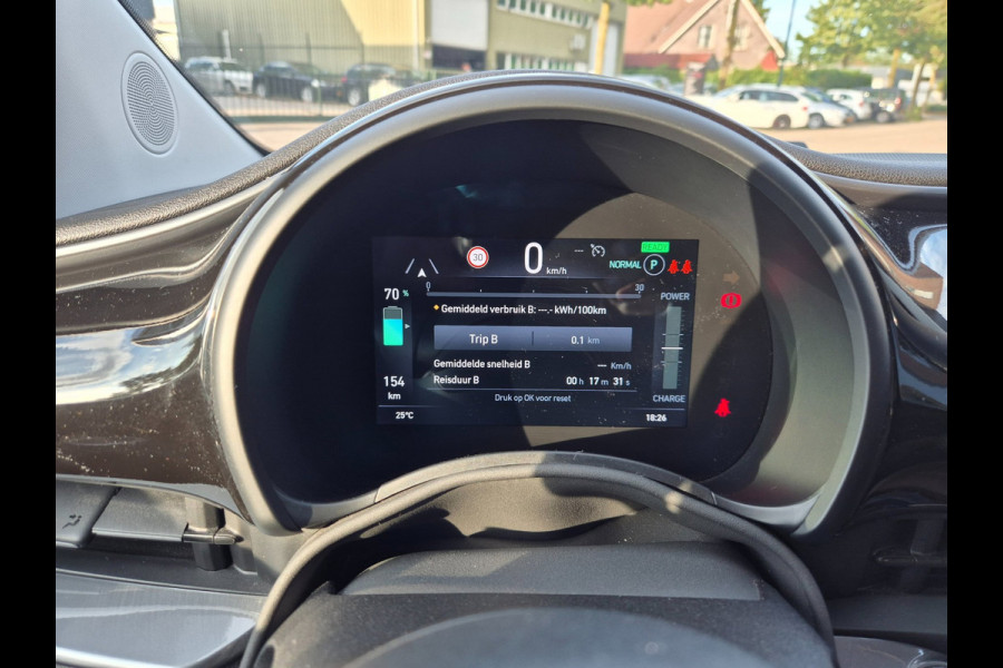 Fiat 500 42 kWh Top SoH 93% CarPlay Special Edition Amaretto Rund Leder interieur 2e Eig NAP
