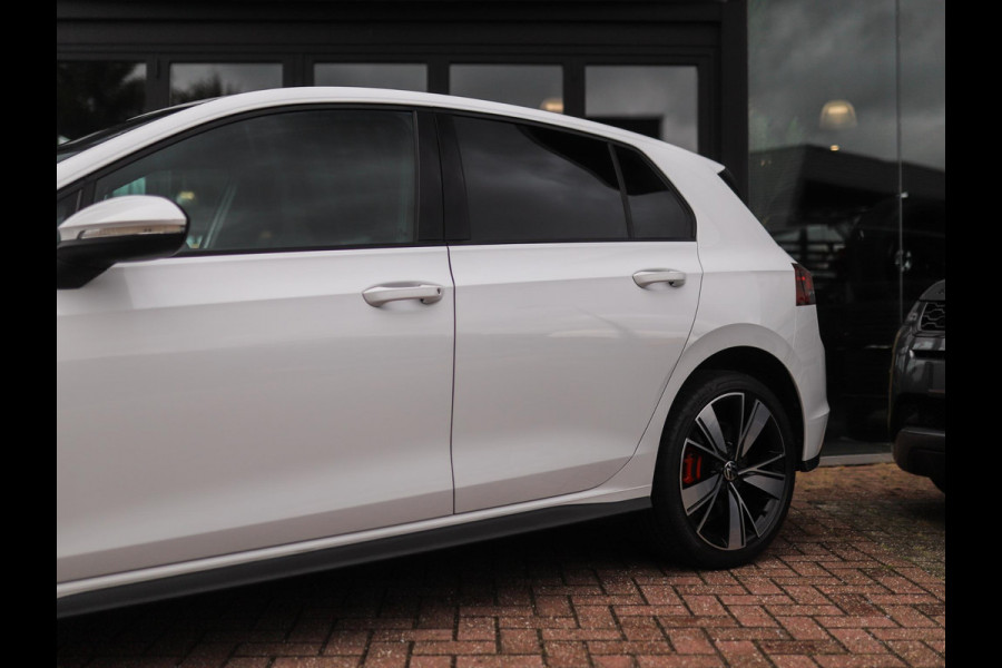 Volkswagen Golf 1.4 eHybrid GTE | Stoel/Stuurverw. | Carplay | IQ Light | PDC | 3-Zone Airco
