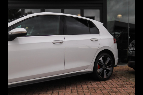 Volkswagen Golf 1.4 eHybrid GTE | Stoel/Stuurverw. | Carplay | IQ Light | PDC | 3-Zone Airco