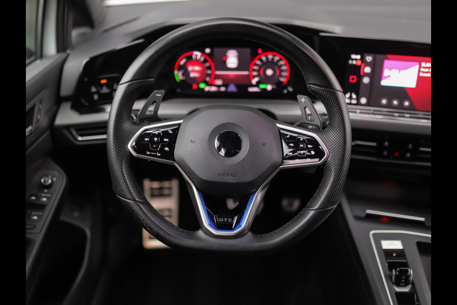 Volkswagen Golf 1.4 eHybrid GTE | Stoel/Stuurverw. | Carplay | IQ Light | PDC | 3-Zone Airco