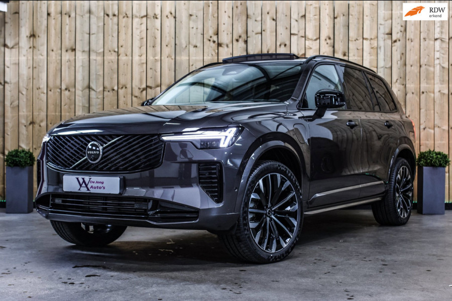 Volvo XC90 2.0 T8 Plug-in hybrid AWD Plus Dark *Pano*H/K*Head-Up*360 Camera*