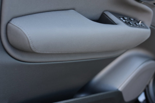 Volvo XC90 2.0 T8 Plug-in hybrid AWD Plus Dark *Pano*H/K*Head-Up*360 Camera*