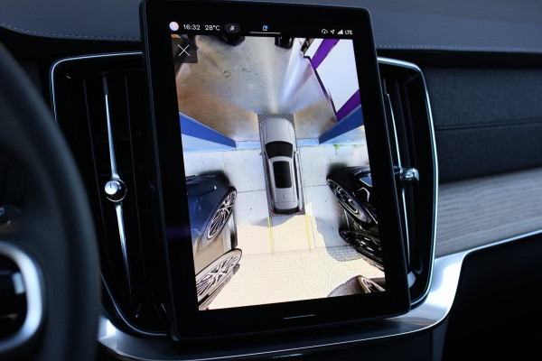 Volvo XC90 2.0 T8 Plug-in hybrid AWD Plus Dark *Pano*H/K*Head-Up*360 Camera*