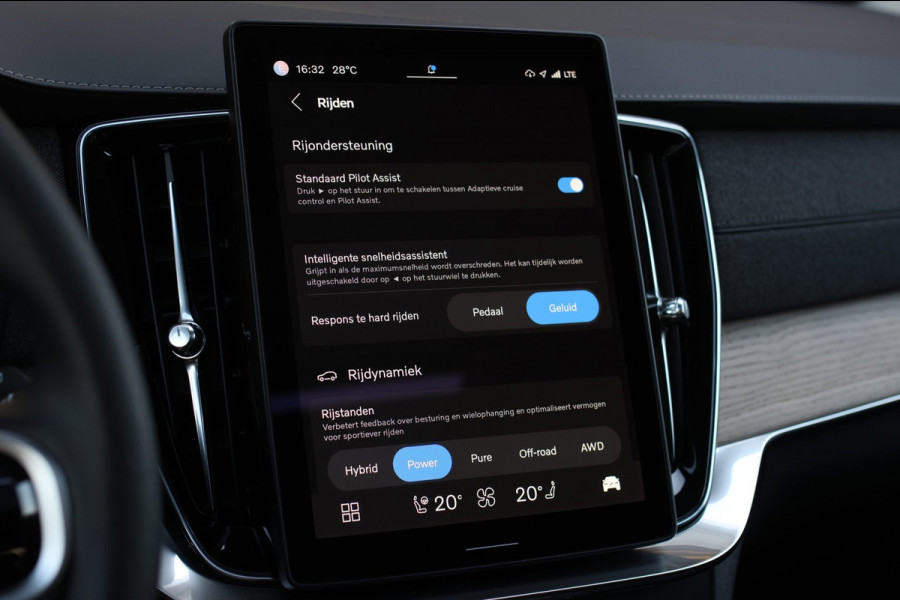 Volvo XC90 2.0 T8 Plug-in hybrid AWD Plus Dark *Pano*H/K*Head-Up*360 Camera*