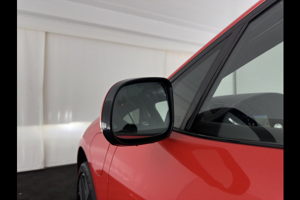 Jaguar I-PACE EV400 First Edition 90 kWh {SoH-90%} Aut. *PANO | HEAD-UP | LEATHER | FULL-LED | HEATED-SPORTSEATS | MEMORY-PACK | BLIND-SPOT | MERIDIAN-SOUND | DIGI-COCKPIT | PRIVACY-GLASS | AMBIENT-LIGHT | CAMERA | KEYLESS | 22''ALU*
