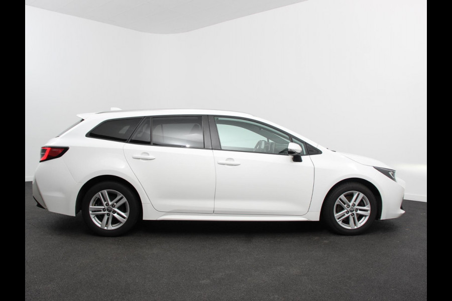 Toyota Corolla Touring Sports 2.0 Hybrid Business Smart Climate control Cruise control Camera Keyless Navigatie Apple Carplay/ Android Auto Stoel + stuur verwarming