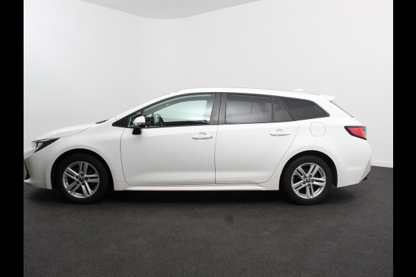 Toyota Corolla Touring Sports 2.0 Hybrid Business Smart Climate control Cruise control Camera Keyless Navigatie Apple Carplay/ Android Auto Stoel + stuur verwarming