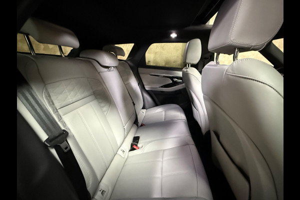Land Rover Range Rover Evoque 1.5 P300e AWD Autobiography R Dynamic | Pano | Stoelverwarming | Camera | Led | Carplay
