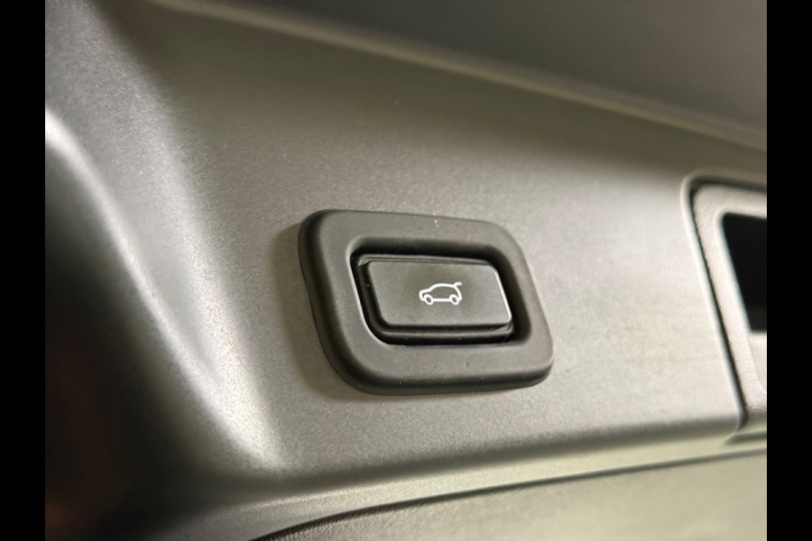 Land Rover Range Rover Evoque 1.5 P300e AWD Autobiography R Dynamic | Pano | Stoelverwarming | Camera | Led | Carplay