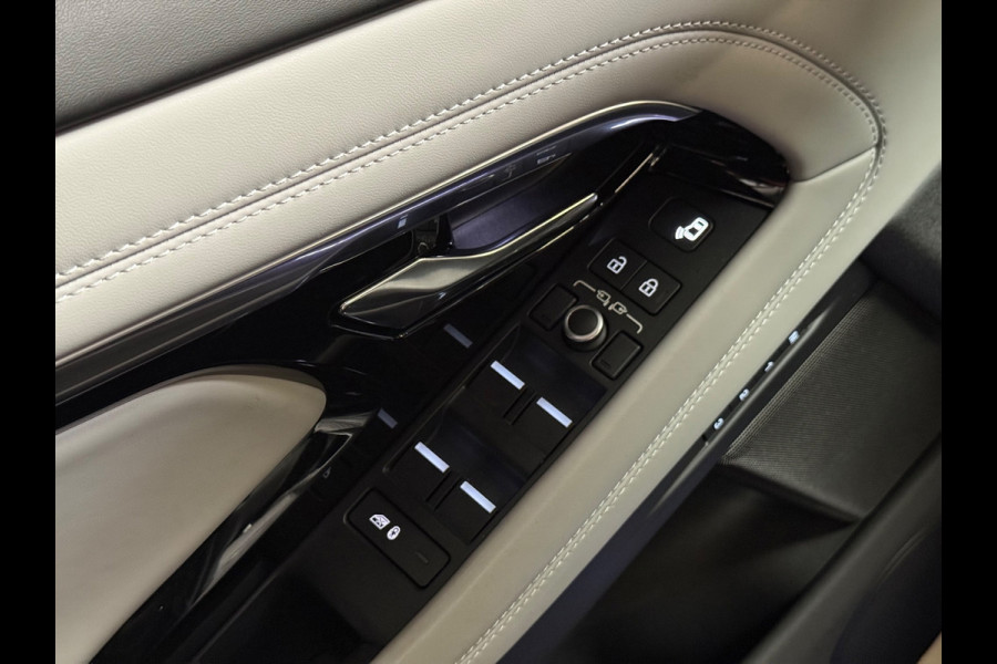 Land Rover Range Rover Evoque 1.5 P300e AWD Autobiography R Dynamic | Pano | Stoelverwarming | Camera | Led | Carplay