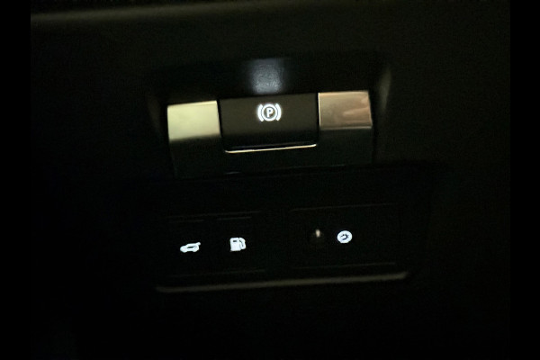 Land Rover Range Rover Evoque 1.5 P300e AWD Autobiography R Dynamic | Pano | Stoelverwarming | Camera | Led | Carplay