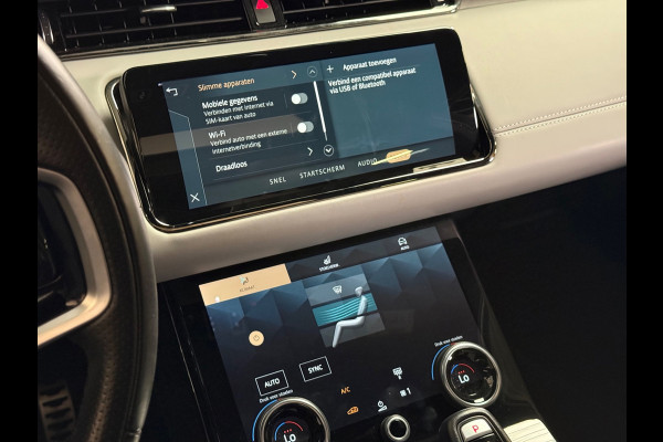 Land Rover Range Rover Evoque 1.5 P300e AWD Autobiography R Dynamic | Pano | Stoelverwarming | Camera | Led | Carplay