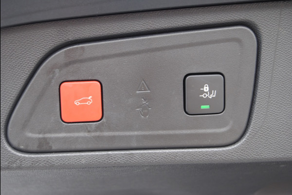 Citroën C5 Aircross 1.2 PureTech Shine \\ Apple carplay | Camera