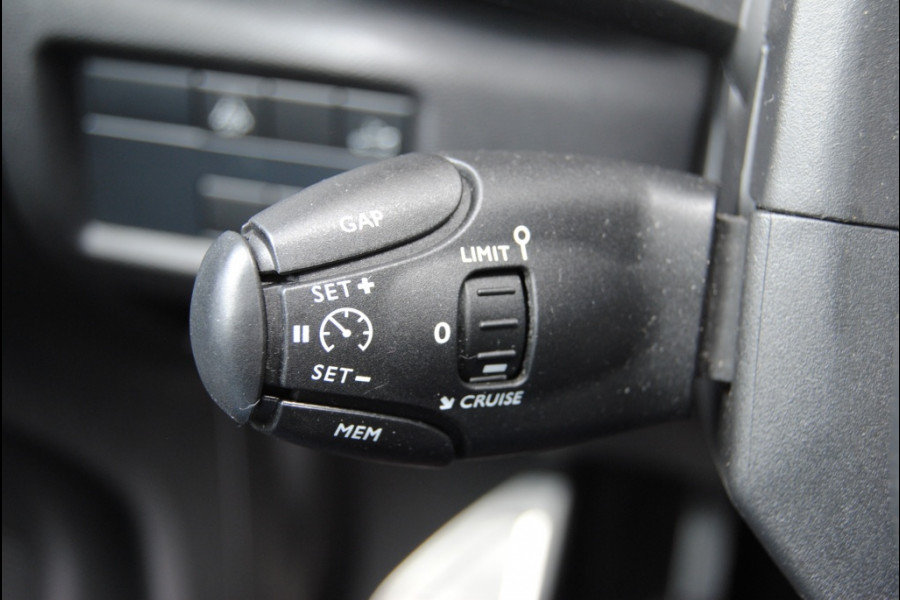 Citroën C5 Aircross 1.2 PureTech Shine \\ Apple carplay | Camera