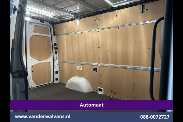 Mercedes-Benz Sprinter 317 CDI 170pk 9G-Tronic Automaat L2H2 Euro6 Airco | Camera | Navigatie | Adaptieve Cruisecontrol | LED Chauffeursstoel, Stoelverwarming, Parkeersensoren, Bijrijdersbank