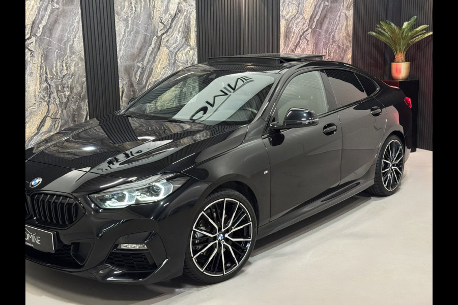 BMW 2 Serie Gran Coupé 218i High Ex M-Sport|PANO|SFEER|VIRTUAL|BOMVOL!