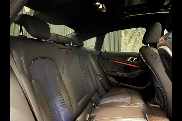 BMW 2 Serie Gran Coupé 218i High Ex M-Sport|PANO|SFEER|VIRTUAL|BOMVOL!