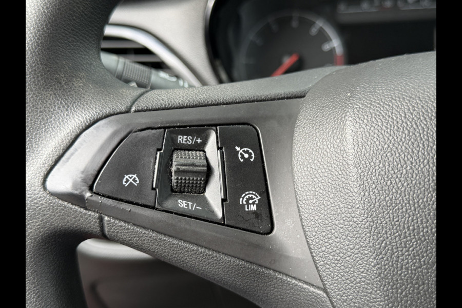 Opel KARL BWJ 2019 | 1.0 74PK Rocks Online Ed. | AIRCO | NAVI | LICHTMETAAL | PDC | DONKER GLAS | CARPLAY |