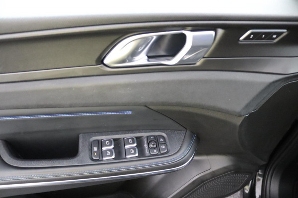 Lynk & Co 01 1.5*PLUG-IN*NAVI*PANO*CAM*ACC*CARPLAY*ECC*LED*