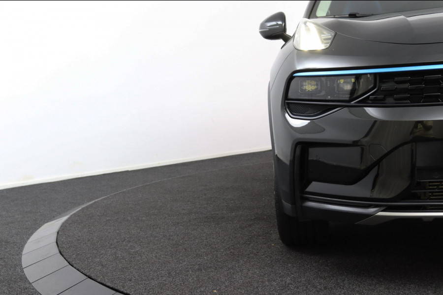 Lynk & Co 01 1.5*PLUG-IN*NAVI*PANO*CAM*ACC*CARPLAY*ECC*LED*