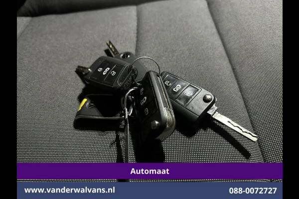 Volkswagen Crafter 2.0 TDI 141pk Automaat L3H3 L2H2 Euro6 Airco | Camera | Navigatie | Apple Carplay | Adaptieve Cruisecontrol | 3000kg Trekhaak Android Auto, Chauffeursstoel, Tachograaf, Parkeersensoren