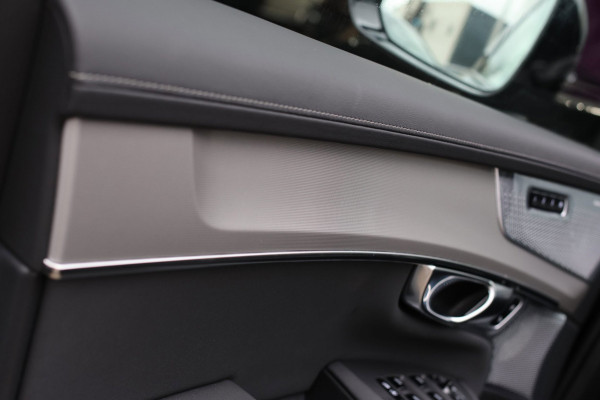 Volvo XC90 2.0 T8 Plug-in hybrid AWD Ultra Dark *Pano*B&W*Luchtvering*