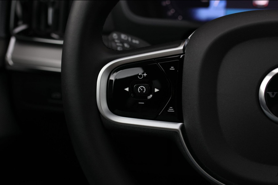 Volvo XC90 2.0 T8 Plug-in hybrid AWD Ultra Dark *Pano*B&W*Luchtvering*