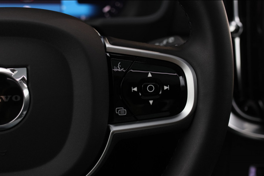 Volvo XC90 2.0 T8 Plug-in hybrid AWD Ultra Dark *Pano*B&W*Luchtvering*