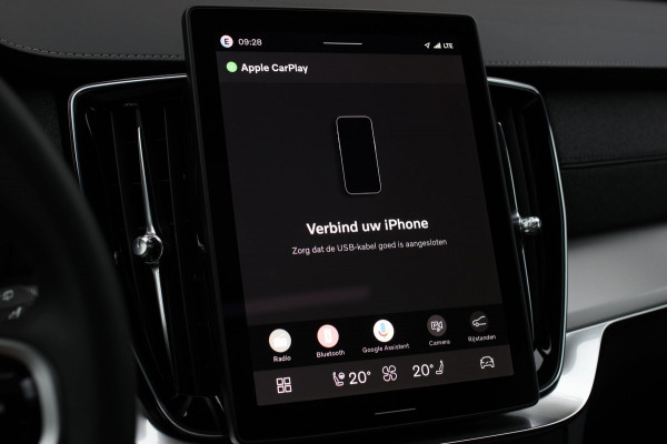 Volvo XC90 2.0 T8 Plug-in hybrid AWD Ultra Dark *Pano*B&W*Luchtvering*