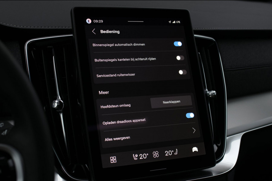 Volvo XC90 2.0 T8 Plug-in hybrid AWD Ultra Dark *Pano*B&W*Luchtvering*