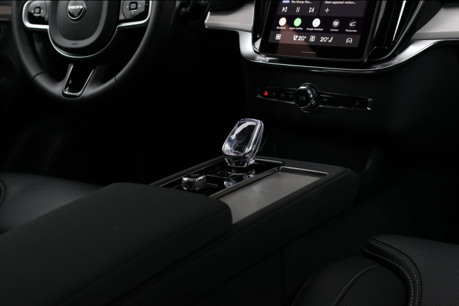 Volvo XC90 2.0 T8 Plug-in hybrid AWD Ultra Dark *Pano*B&W*Luchtvering*
