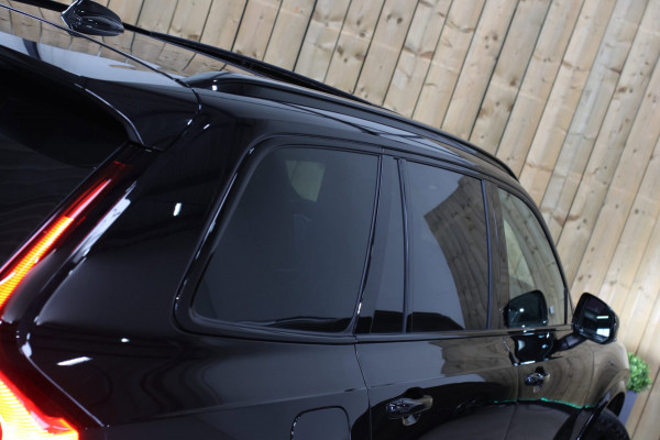 Volvo XC90 2.0 T8 Plug-in hybrid AWD Ultra Dark *Pano*B&W*Luchtvering*