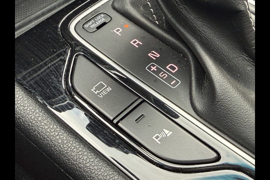 Kia Niro BWJ 2021 | 1.6 142PK Hybrid ExecutiveLine | TREKHAAK | LEER | SCHUIFDAK | STOEL&STUUR VERW | STOEL VENTILATIE | CARPLAY | CAMERA |