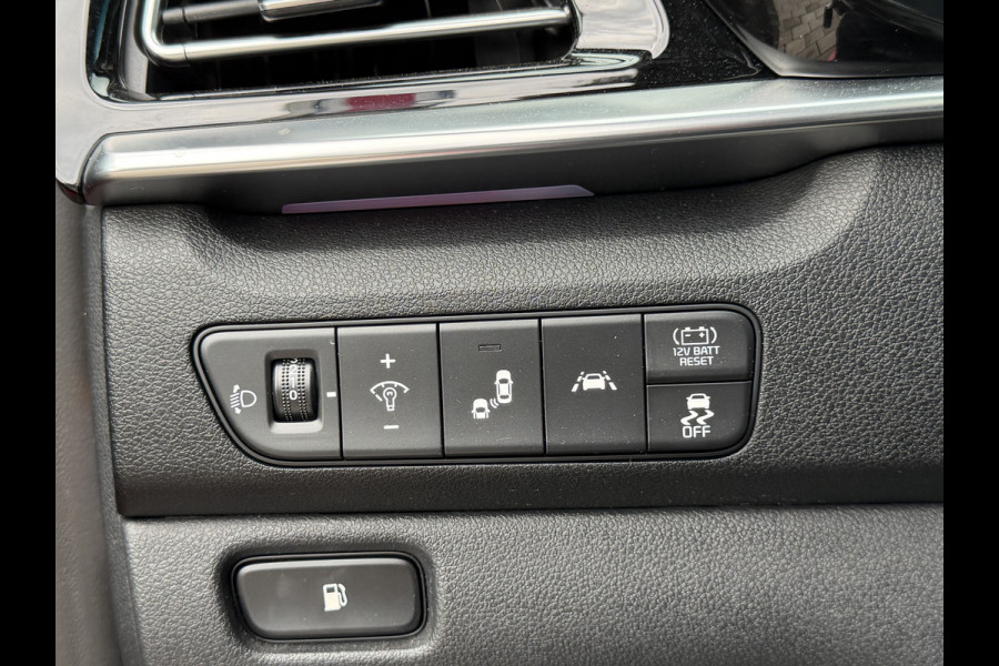 Kia Niro BWJ 2021 | 1.6 142PK Hybrid ExecutiveLine | TREKHAAK | LEER | SCHUIFDAK | STOEL&STUUR VERW | STOEL VENTILATIE | CARPLAY | CAMERA |