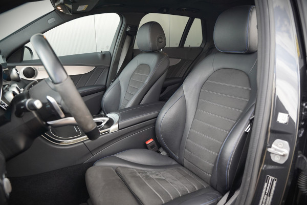 Mercedes-Benz C-Klasse Estate 300 e Business Solution AMG | Panoramadak | Stoelverwarming | 360 Camera | Dodehoekdetectie | Cruise Control | Apple Carplay | Navigatie | Trekhaak | DAB | Ambiance Verlichting | Multibeam | SOH 89,49%