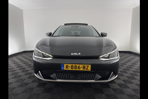 Kia Ev6 Plus Advanced 77.4 kWh [3-Fase-11kW] {SoH-93%} (INCL.BTW) Aut. *PANO | LEATHER | ADAPTIVE-CRUISE | DIGI-COCKPIT | MERIDIAN-AUDIO | MEMORY-PACK | FULL-LED | KEYLESS | CAMERA | DAB | BLIND-SPOT | NAVI-FULLMAP | PRIVACY-GLASS | AMBIENT-L