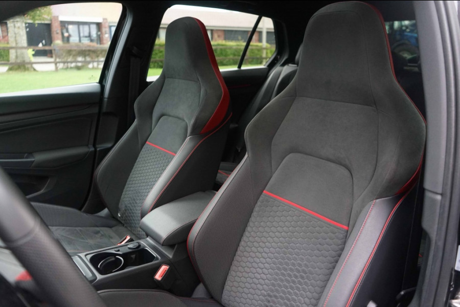 Volkswagen Golf 8 GTI Clubsport DSG Pano/HUD/IQ/H&R/300PK