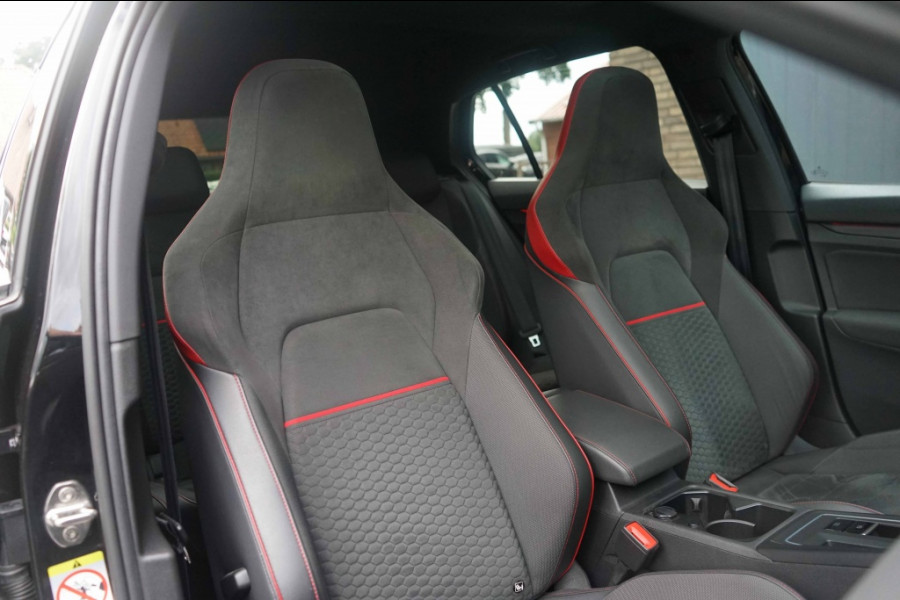 Volkswagen Golf 8 GTI Clubsport DSG Pano/HUD/IQ/H&R/300PK