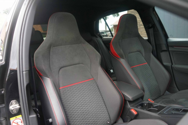 Volkswagen Golf 8 GTI Clubsport DSG Pano/HUD/IQ/H&R/300PK
