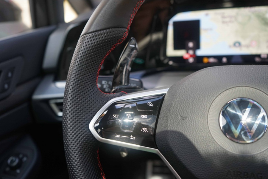 Volkswagen Golf 8 GTI Clubsport DSG Pano/HUD/IQ/H&R/300PK