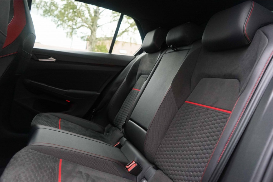 Volkswagen Golf 8 GTI Clubsport DSG Pano/HUD/IQ/H&R/300PK