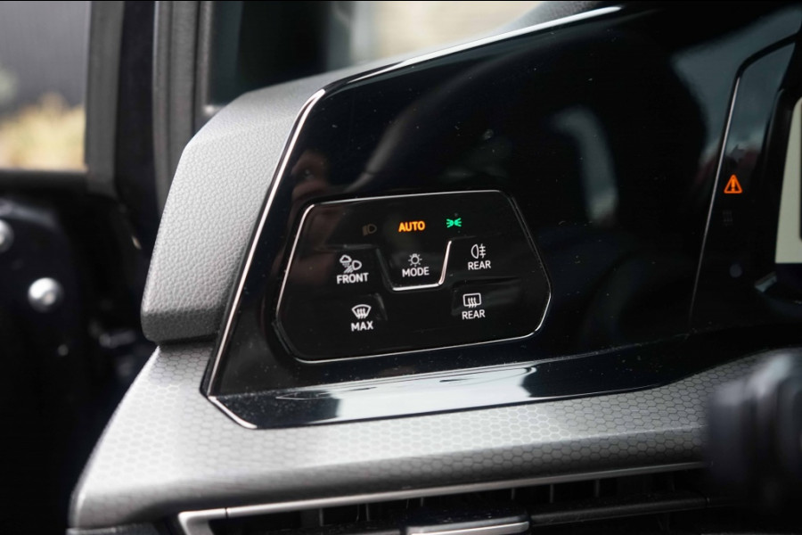 Volkswagen Golf 8 GTI Clubsport DSG Pano/HUD/IQ/H&R/300PK