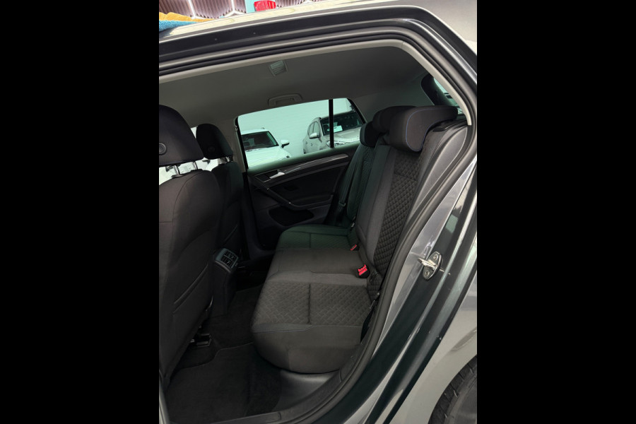 Volkswagen Golf 1.5 TSI Join CarPlay Trekhaak