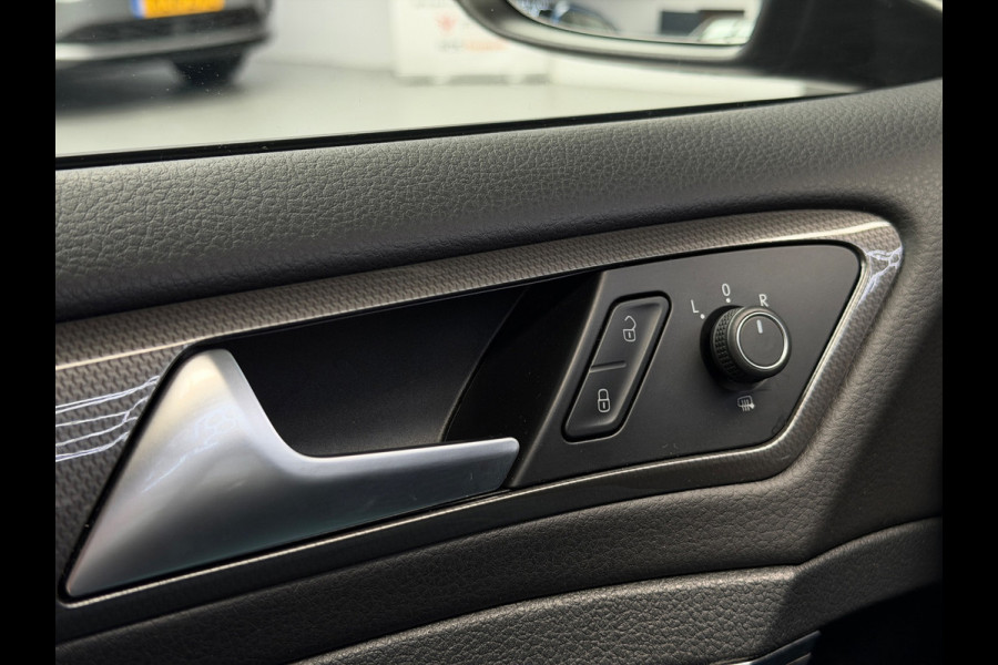 Volkswagen Golf 1.5 TSI Join CarPlay Trekhaak