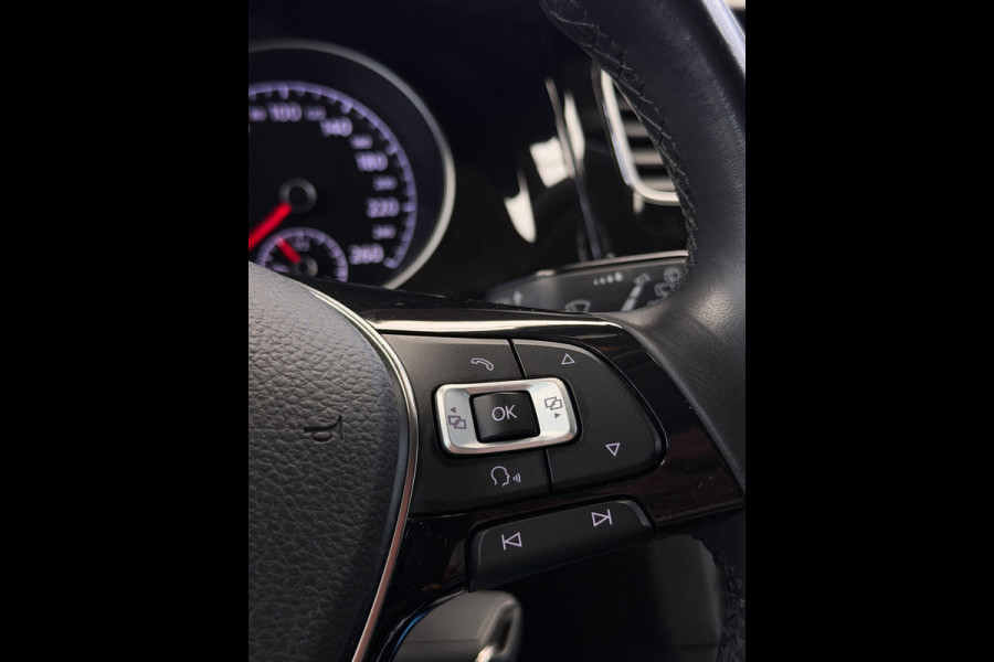 Volkswagen Golf 1.5 TSI Join CarPlay Trekhaak