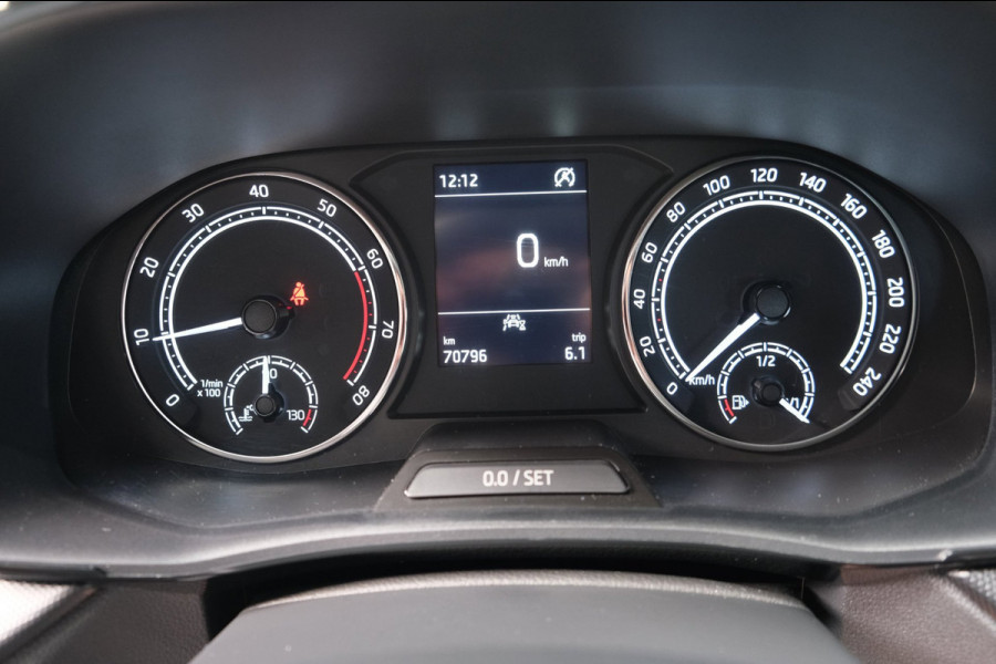 Škoda Fabia 1.0 TSI Ambition - N.A.P. Airco, Cruise, PDC, Carplay.