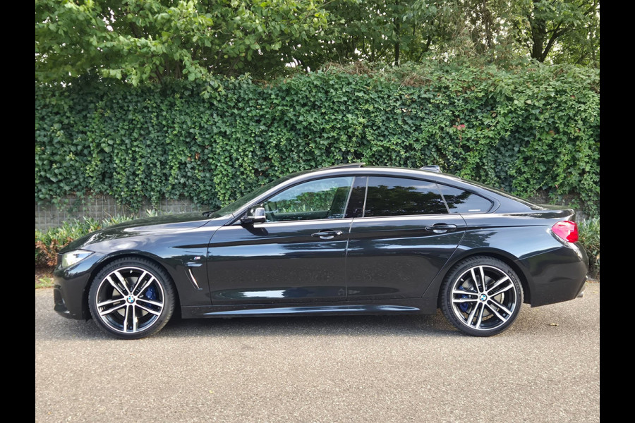 BMW 4 Serie Gran Coupé 420i M Sport High Ex Pano CarPlay Keyless Hifi Camera Shadow Line 19inch M Velgen 420i High Executive