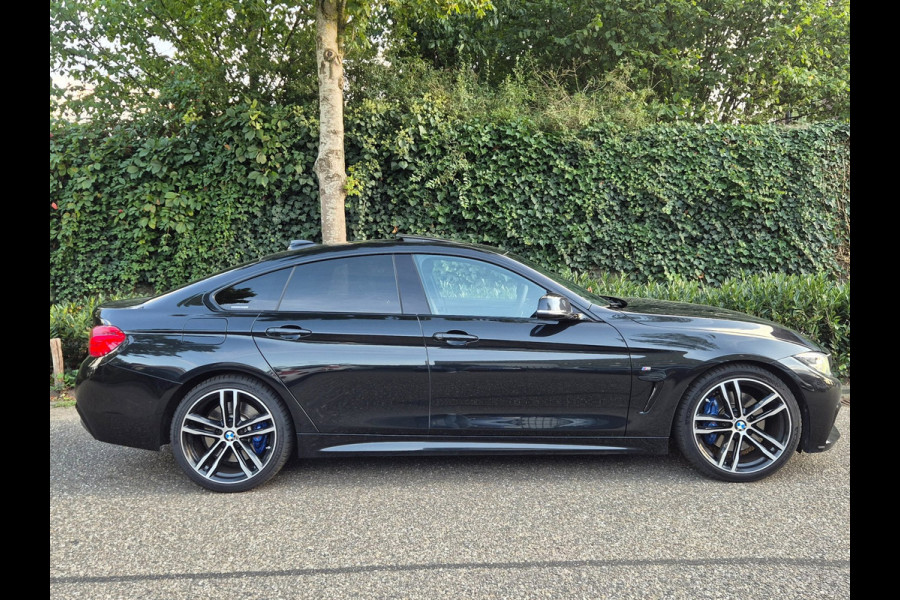BMW 4 Serie Gran Coupé 420i M Sport High Ex Pano CarPlay Keyless Hifi Camera Shadow Line 19inch M Velgen 420i High Executive